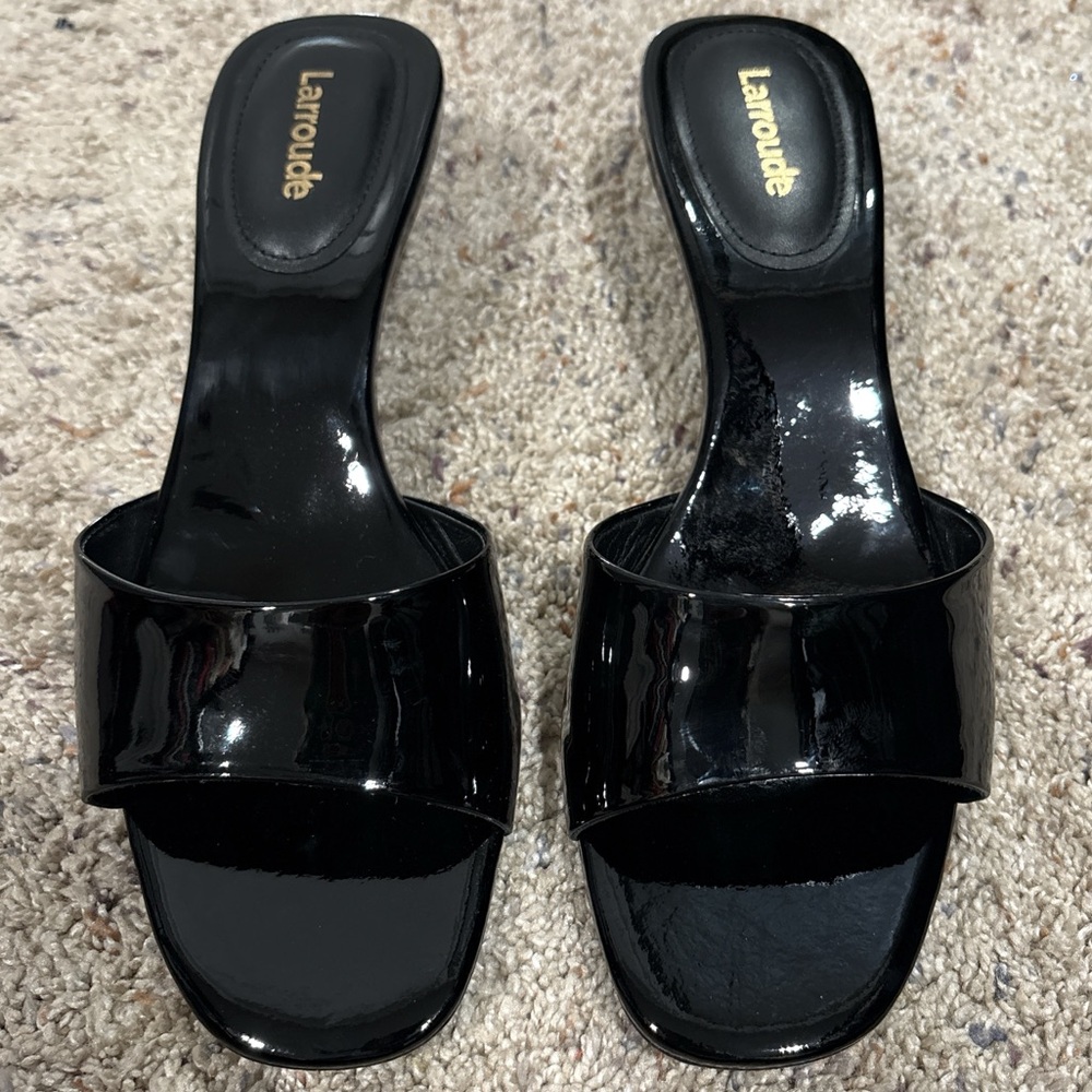 Larroude Greta Mule